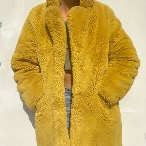 Apparis yellow fluffy coat